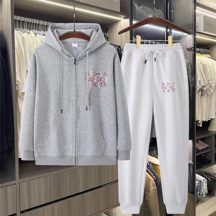 Picture of Moncler Sweater Suits _SKUMonclerM-4XL11Lr22241457